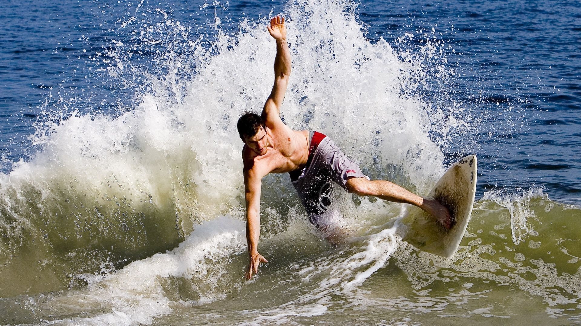 史诗战役：洛杉矶德比激烈上演！，洛杉矶德比之战是什么意思